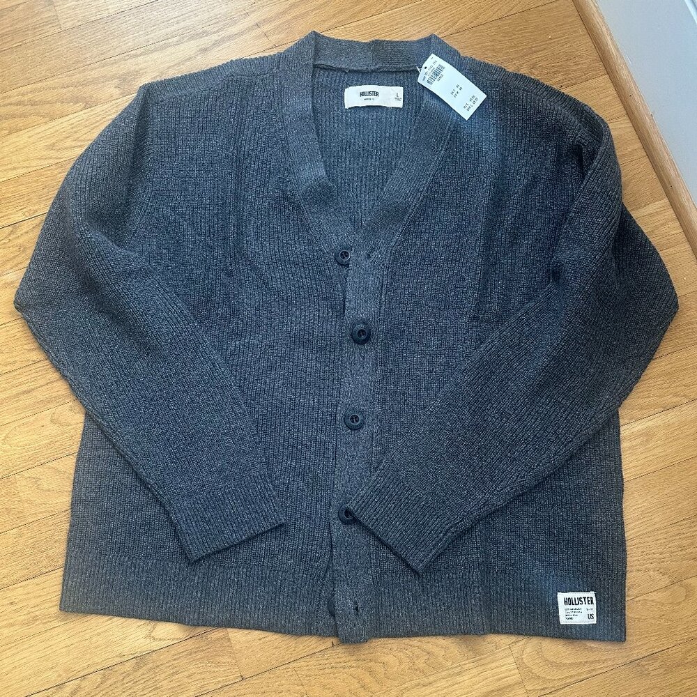 NWT Hollister Men's Cardigan Sweater in Grey XL